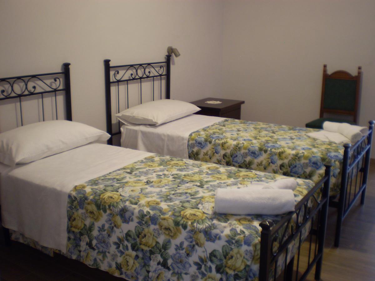 Agriturismo Casale Sera Fontana Liri Kültér fotó